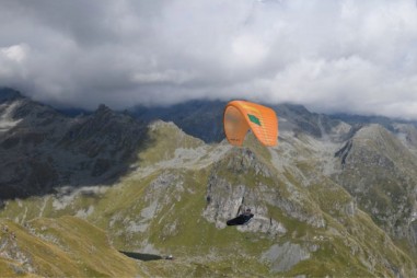 Parapente HOOK 6 PLUME 28 | 4.3 kg (95-120 kg)