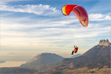 Parapente LOCO 16 Démo | 2.59 kg (60-90 kg)