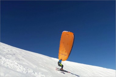 Mini parapente RAFALE 9 | 1.65 kg (85-120 kg)