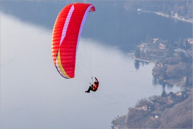 Paraglider LOCO 16 | 2.59 kg (60-90 kg)